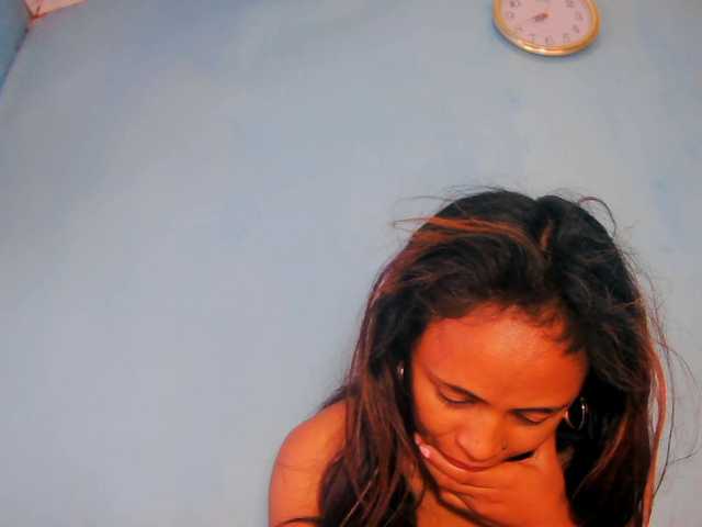 prettygirls11 live cam on BongaCams