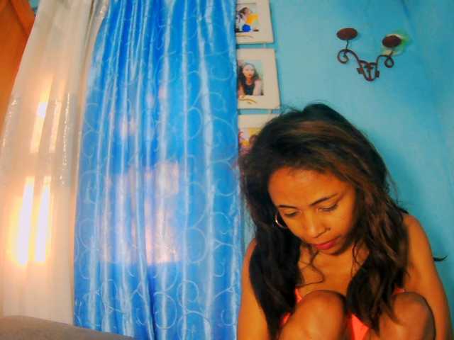 prettygirls11 live cam on BongaCams
