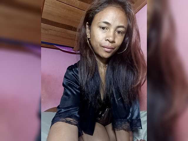 prettygirls11 live cam on BongaCams