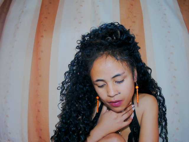 prettygirls11 live cam preview