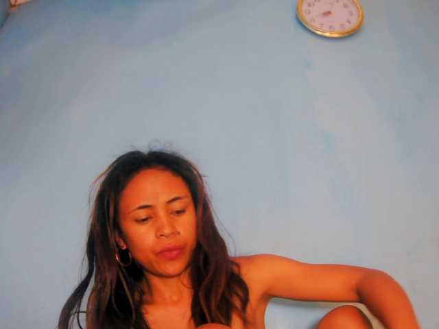 prettygirls11 live cam on BongaCams