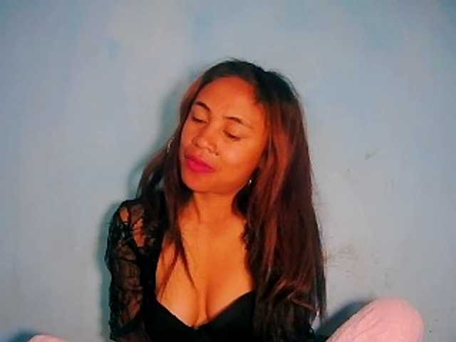 prettygirls11 live cam on BongaCams