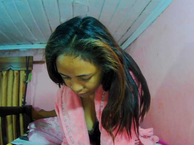 prettygirls11 live cam on BongaCams