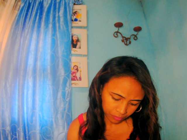 prettygirls11 live cam on BongaCams