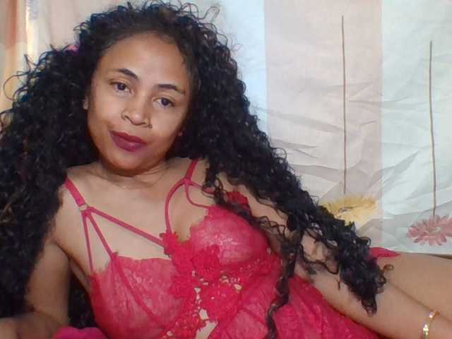 prettygirls11 live cam on BongaCams