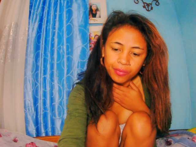 prettygirls11 live cam on BongaCams