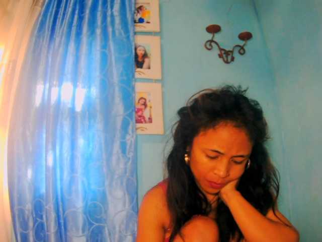 prettygirls11 live cam on BongaCams