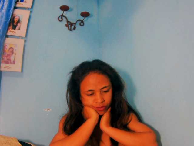 prettygirls11 live cam on BongaCams