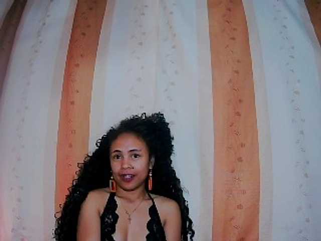 prettygirls11 live cam preview