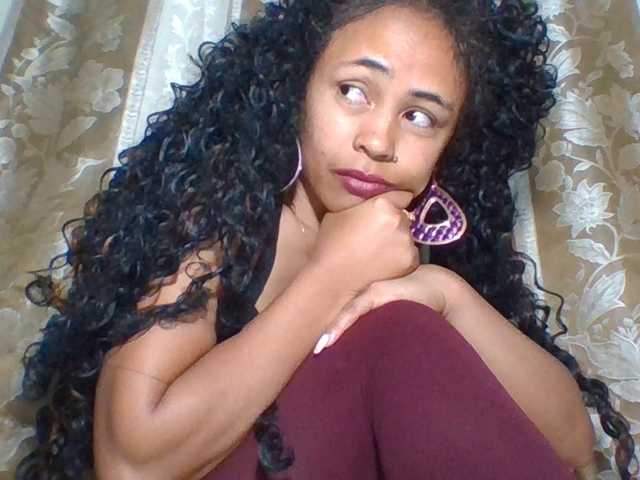 prettygirls11 live cam on BongaCams