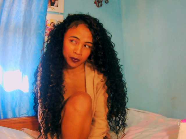 prettygirls11 live cam on BongaCams