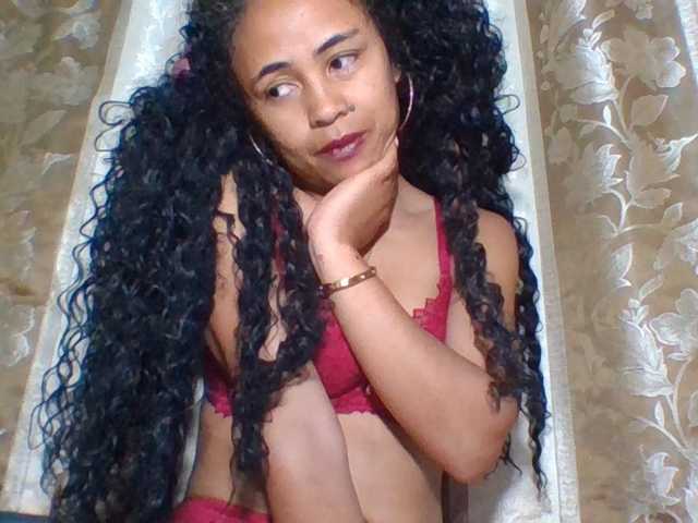prettygirls11 live cam on BongaCams