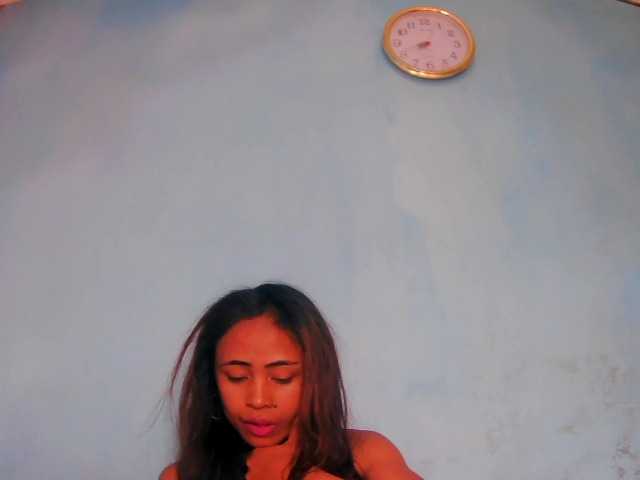 prettygirls11 live cam on BongaCams