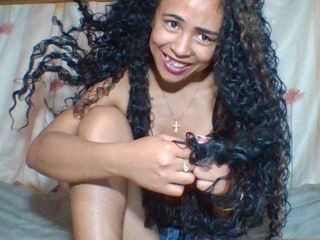 prettygirls11 live cam on BongaCams