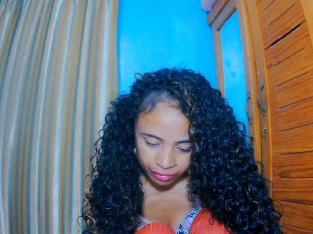 prettygirls11 live cam on BongaCams