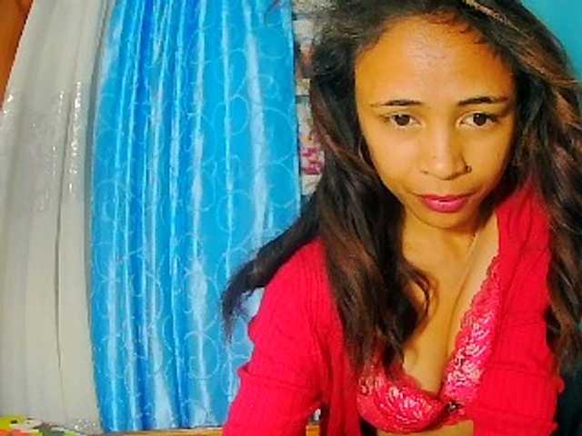 prettygirls11 live cam on BongaCams