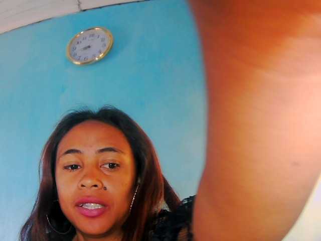 prettygirls11 live cam on BongaCams