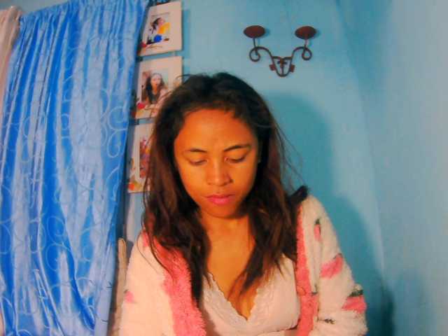 prettygirls11 live cam on BongaCams