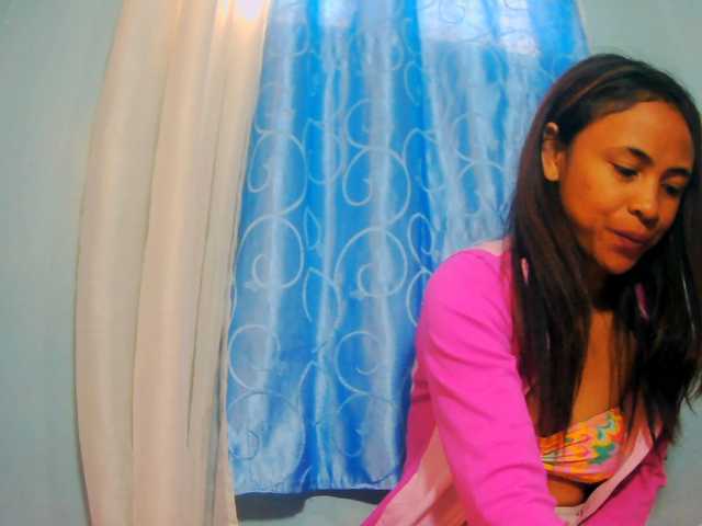 prettygirls11 live cam on BongaCams