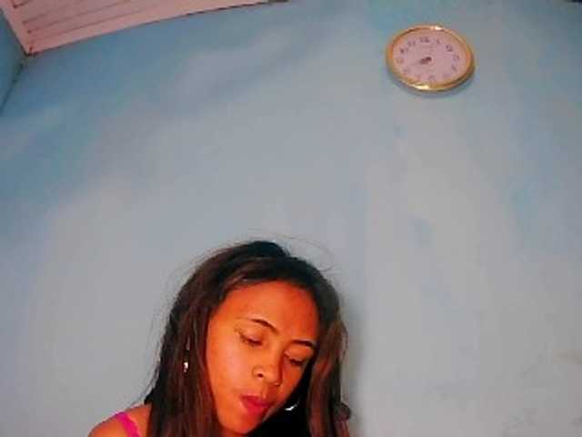 prettygirls11 live cam on BongaCams