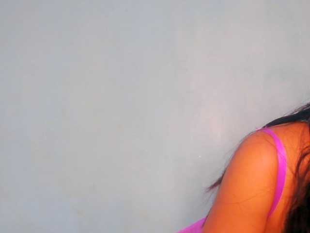 prettygirls11 live cam on BongaCams