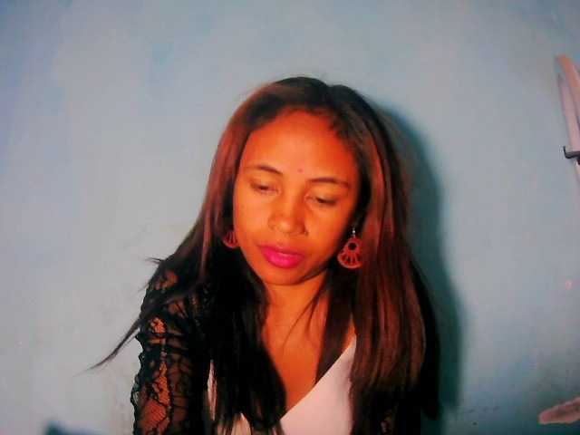 prettygirls11 live cam on BongaCams