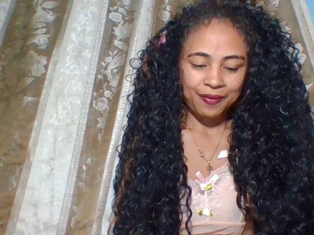 prettygirls11 live cam on BongaCams