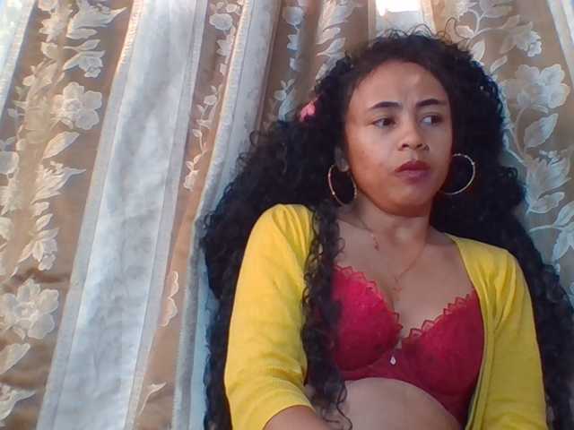 prettygirls11 live cam on BongaCams