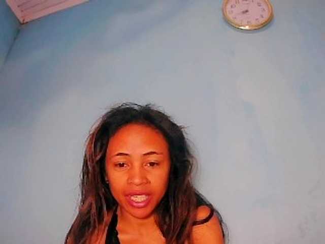 prettygirls11 live cam on BongaCams