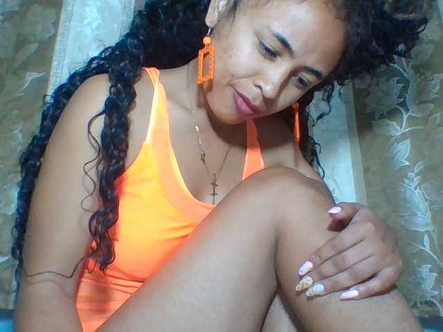prettygirls11 live cam on BongaCams