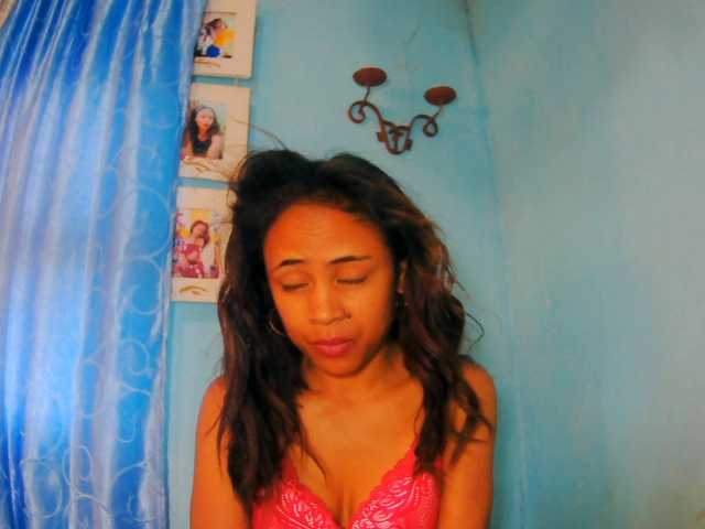 prettygirls11 live cam on BongaCams