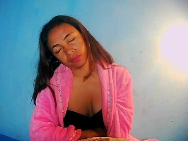 prettygirls11 live cam on UnifiedCams