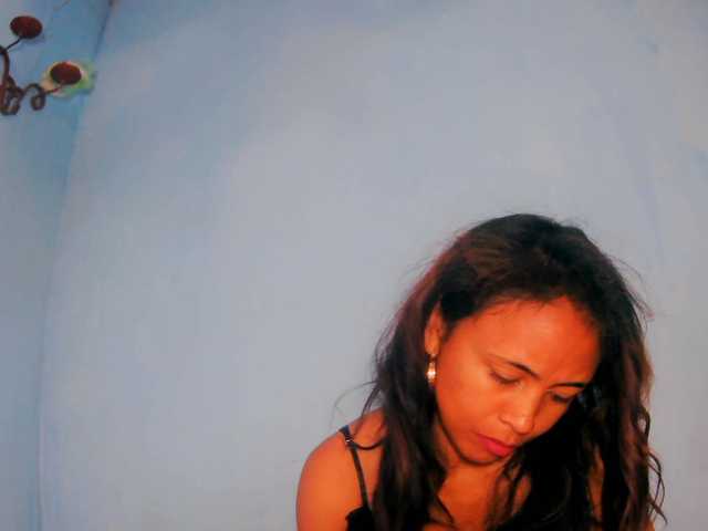 prettygirls11 live cam on BongaCams