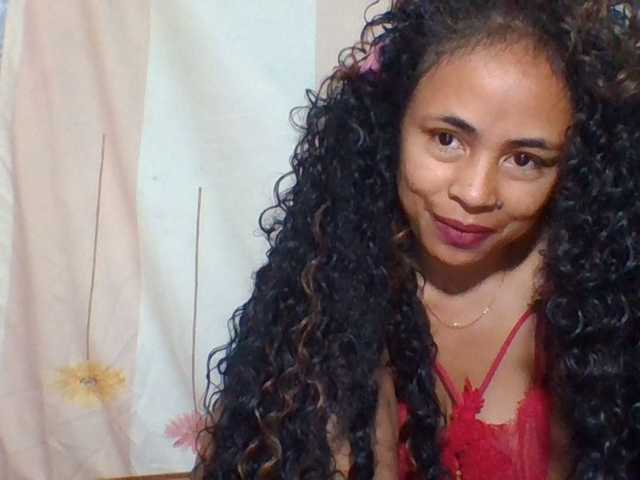 prettygirls11 live cam on BongaCams