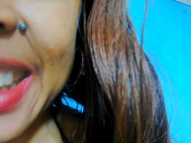 prettygirls11 live cam on BongaCams