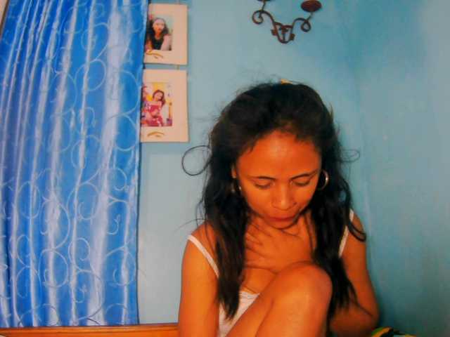 prettygirls11 live cam on BongaCams
