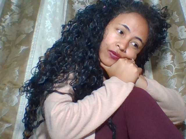 prettygirls11 live cam on BongaCams