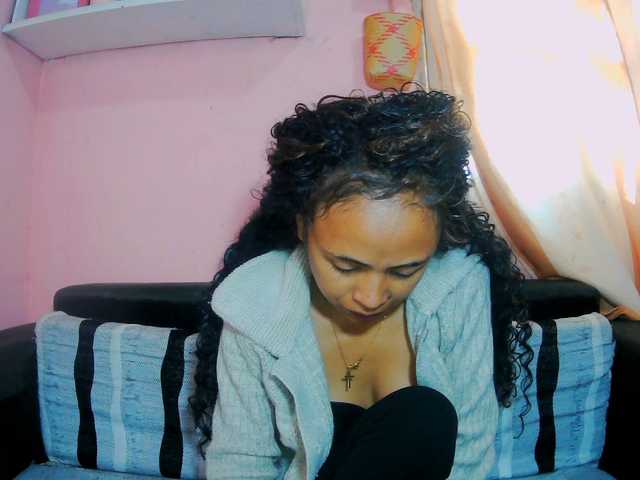 prettygirls11 live cam preview
