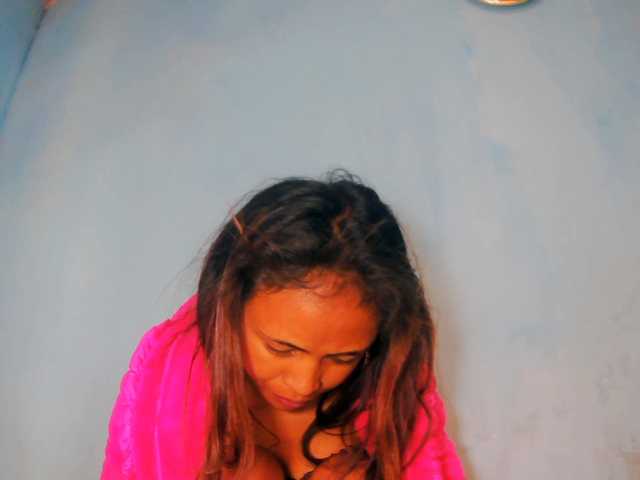 prettygirls11 live cam on BongaCams