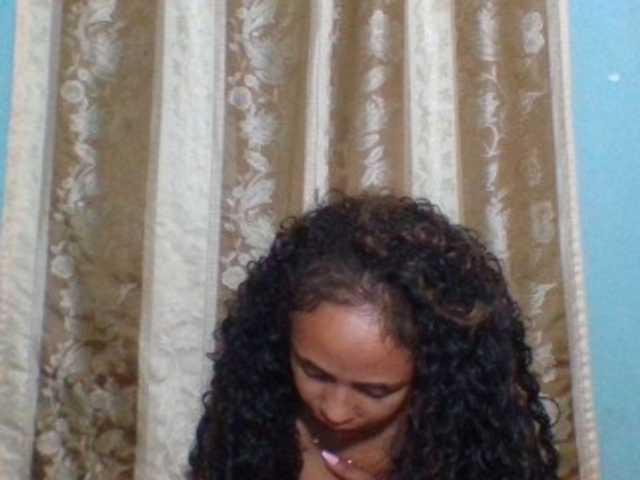 prettygirls11 live cam preview