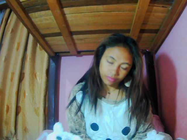 prettygirls11 live cam on BongaCams