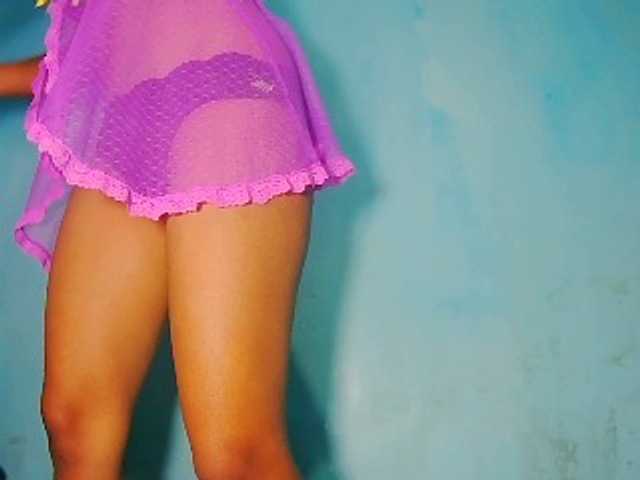 prettygirls11 live cam on BongaCams