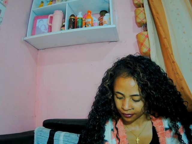 prettygirls11 live cam on BongaCams