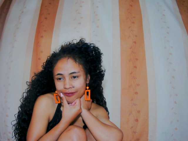 prettygirls11 live cam on BongaCams
