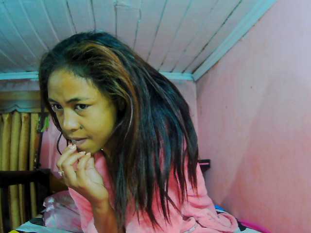 prettygirls11 live cam on BongaCams