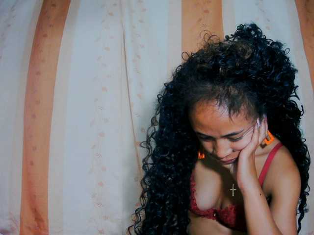 prettygirls11 live cam on BongaCams