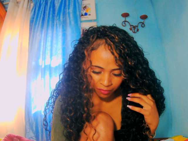 prettygirls11 live cam