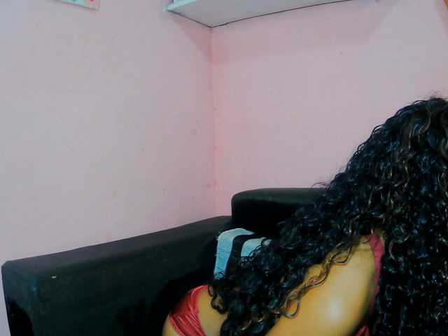 prettygirls11 live cam on BongaCams