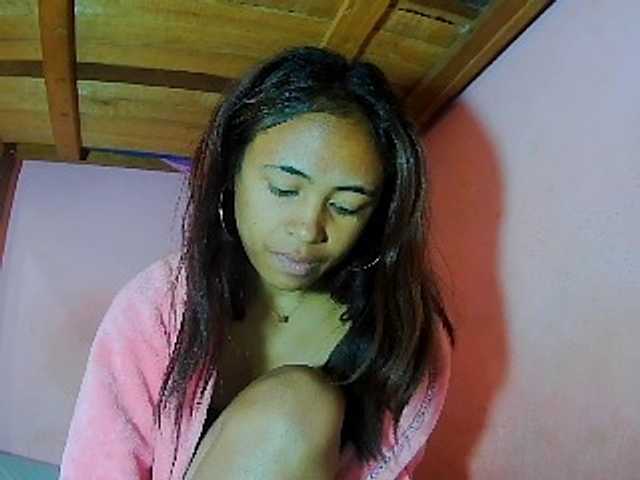 prettygirls11 live cam on BongaCams