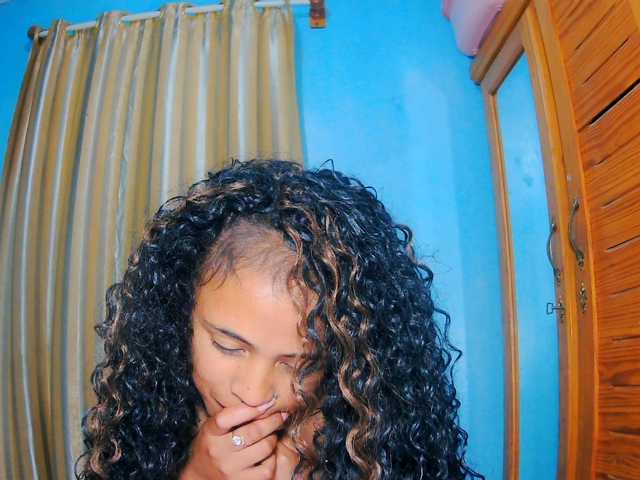 prettygirls11 live cam on BongaCams